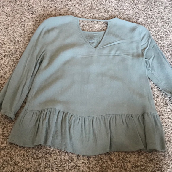 Green Embroidered Top - Picture 3 of 4